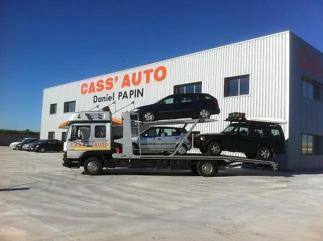 Devanture Cass'Auto Papin