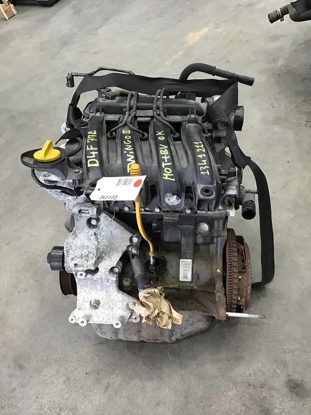 Moteur Renault Twingo II 1.2 ess (1341211-86)
