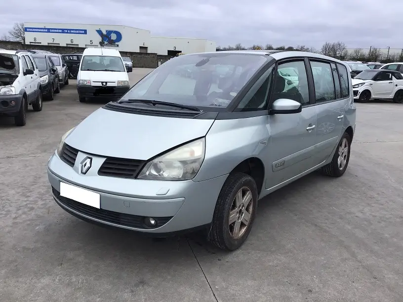 Renault Espace IV 2,2 DCI 150 à la pièce (0114261)
