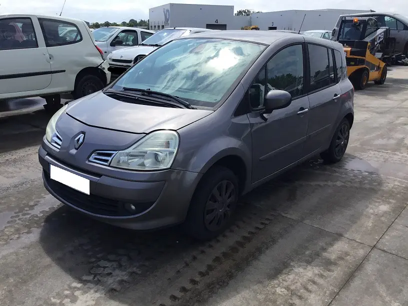 Renault Modus 1,5 DCI 86 à la pièce (0398241)