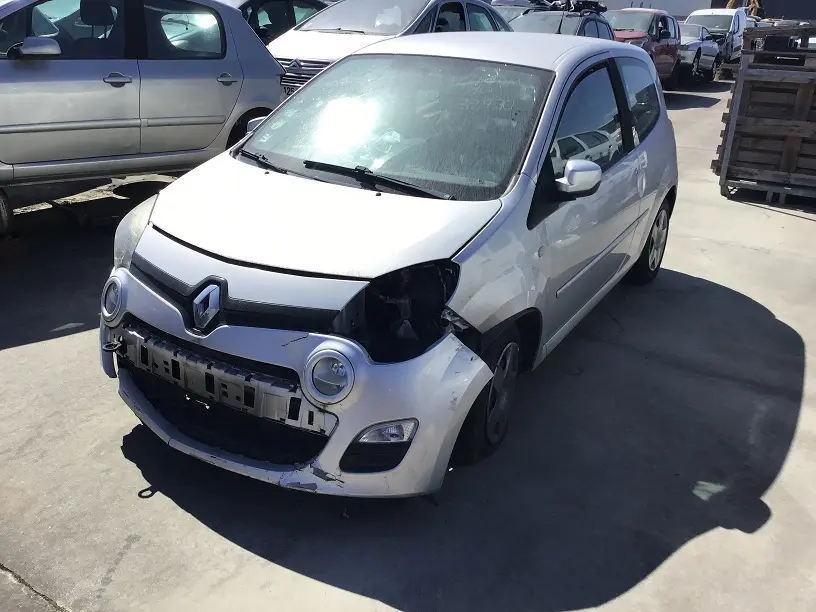 Renault Twingo II 1,5 DCI 75 à la pièce (1105241)