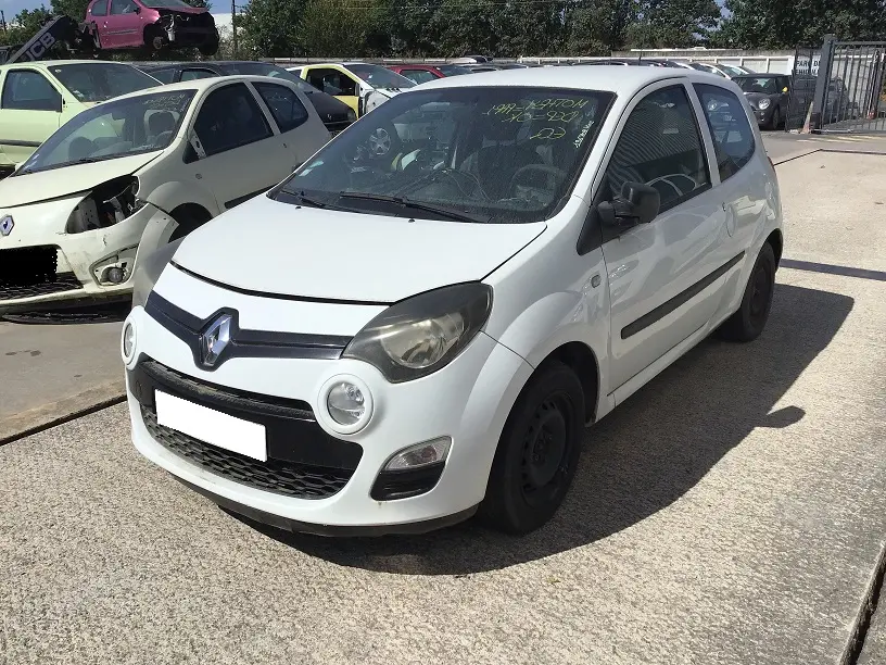 Renault Twingo II phase 2 1,2 ess 75 à la pièce (0205251)