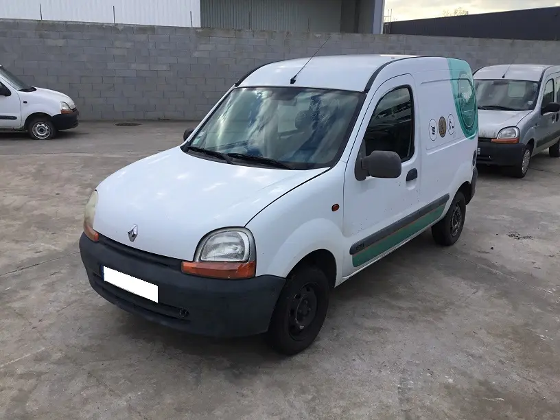 Renault Kangoo 1,9 D 64 à la pièce (0037251)
