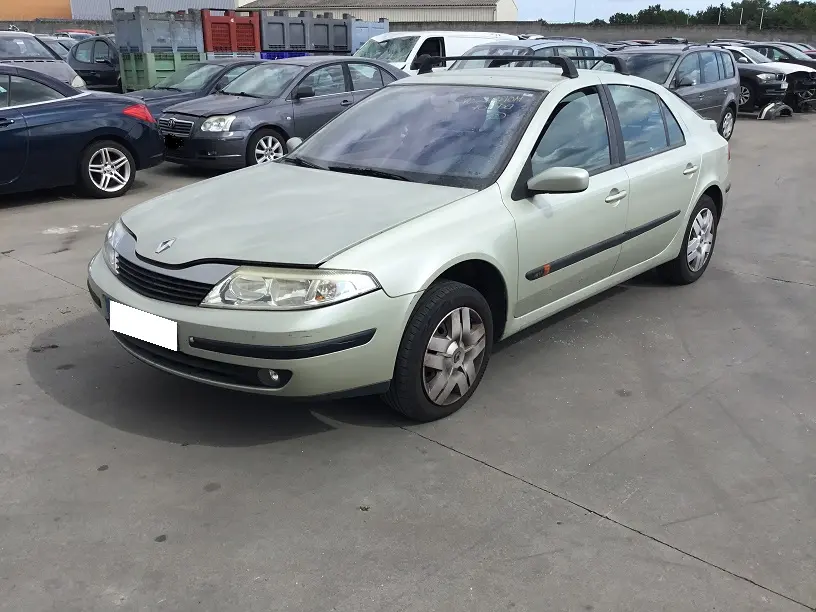 Renault Laguna II 1,6 ESS 107 à la pièce (0727231)