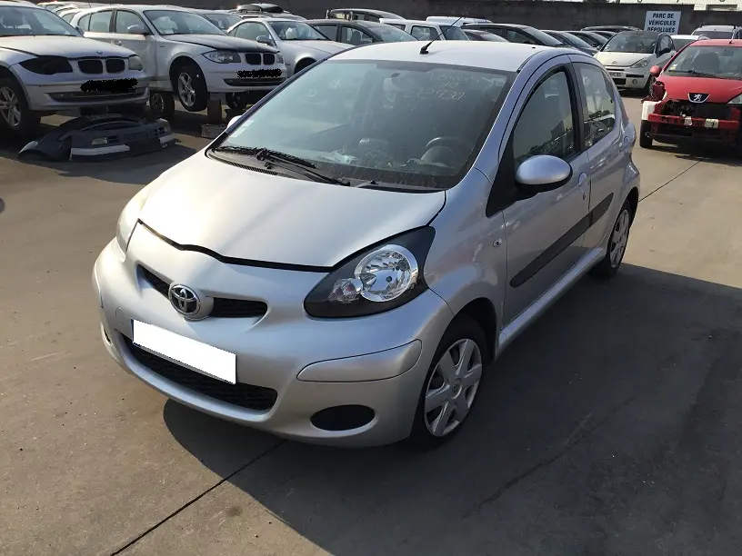 Toyota Aygo 1,0 VVTI 12V 68 à la pièce (0636231)
