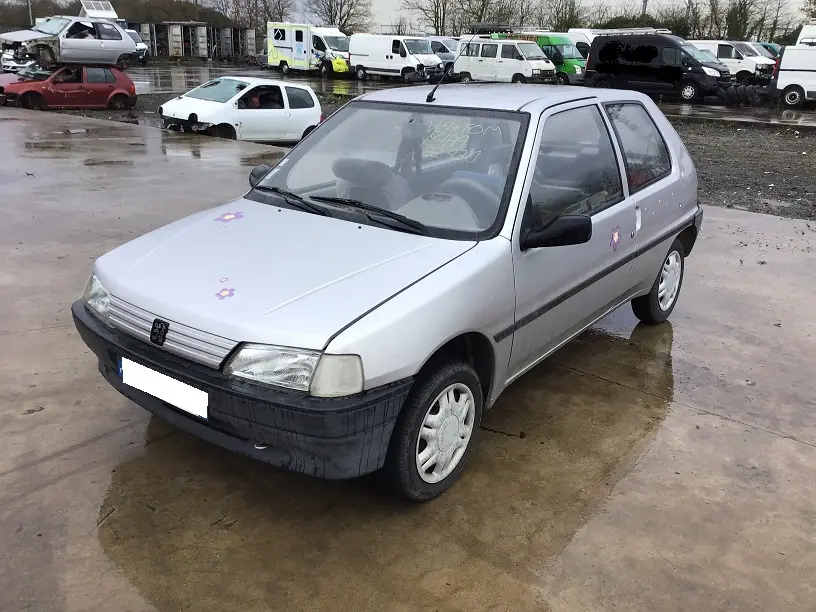 Peugeot 106 1,0 50 à la pièce (0112261)