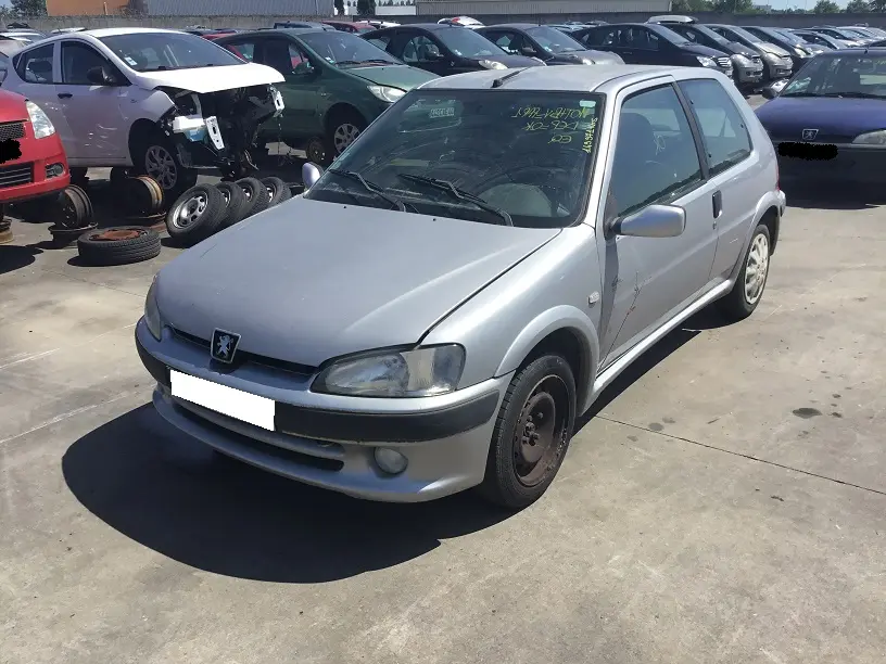Peugeot 106 1,1 ESS à la pièce (0647241)