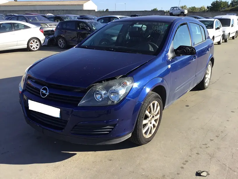 Opel Astra 1,4 90 à la pièce (1151211)