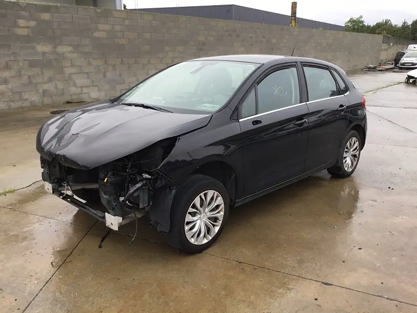 Citroën C4 II 1,6 HDI 92 à la pièce (1381231)
