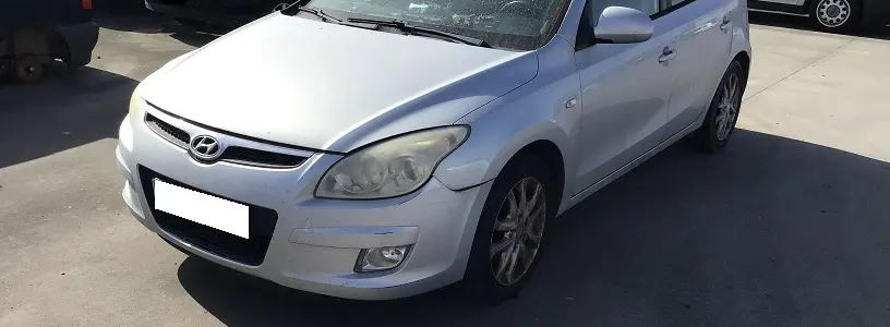 i30
