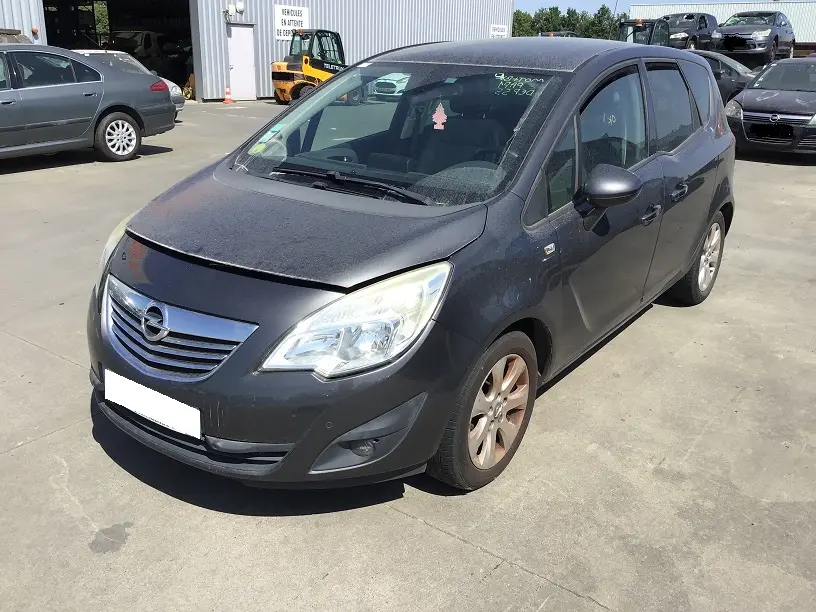 Opel Meriva 1,7 CTDI 16V FAP 110 à la pièce (1021251)