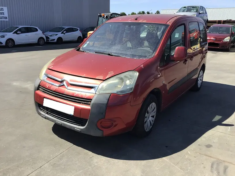 Citroën Berlingo 1,6 HDI 16V 90 à la pièce (0630261)
