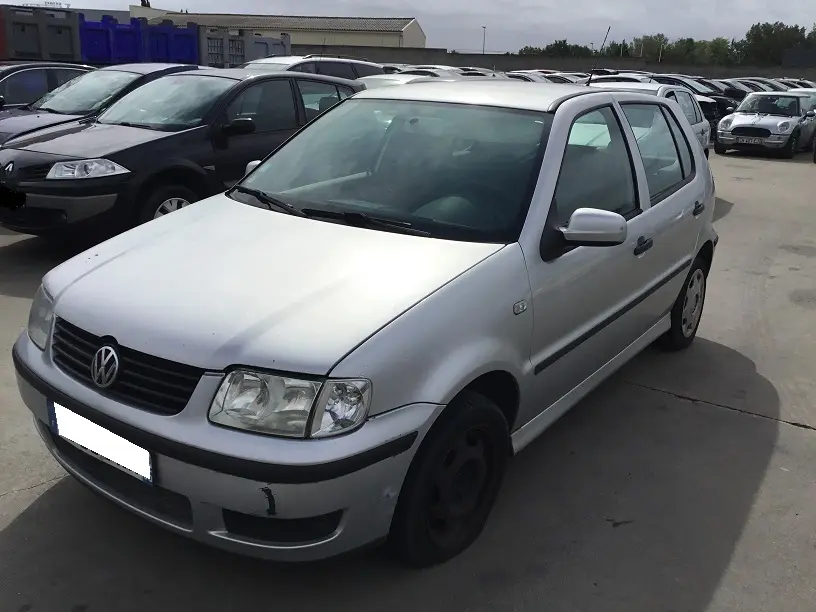 Volkswagen Polo III 1,4 TDI 75 à la pièce (1095211)