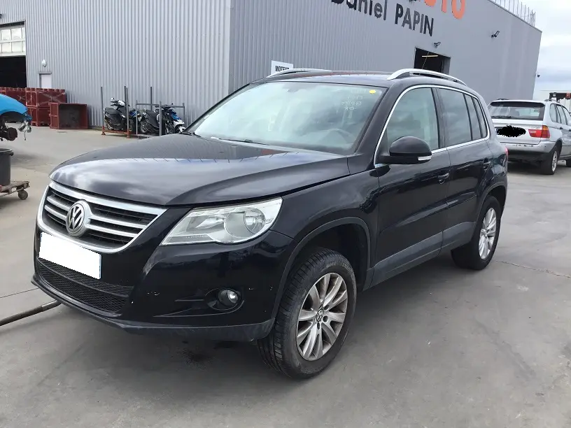 Volkswagen Tiguan 2,0 TCI 140 à la pièce (0206221)