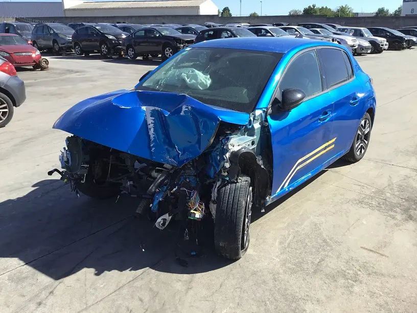 Peugeot 208 II 1.2 Puretech à la pièce (0255261)
