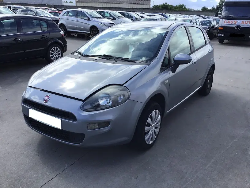 Fiat Gde Punto 1.2 ess à la pièce (0374261)